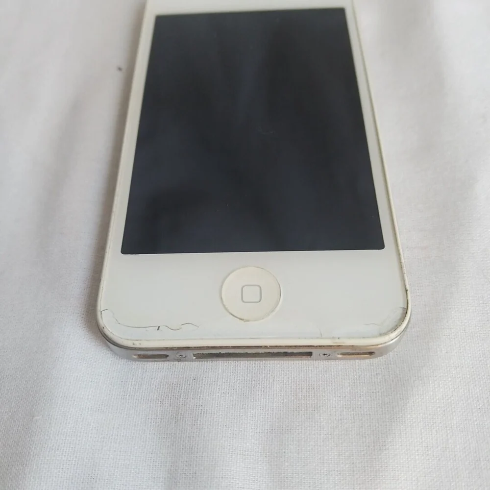 Apple iPhone 4s Model A1387 White Parts Only
